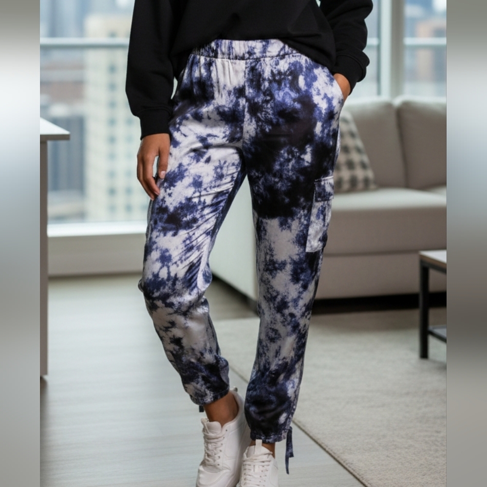 INC..Blue and Black Tie-Dye Cargo Joggers Satin Pants.. NWT tie-dye. (127)
